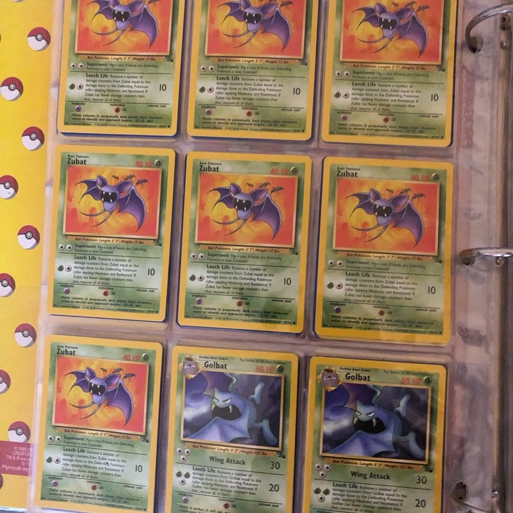Pokémon Lot with Binder Possible Vintage Rare and valuable